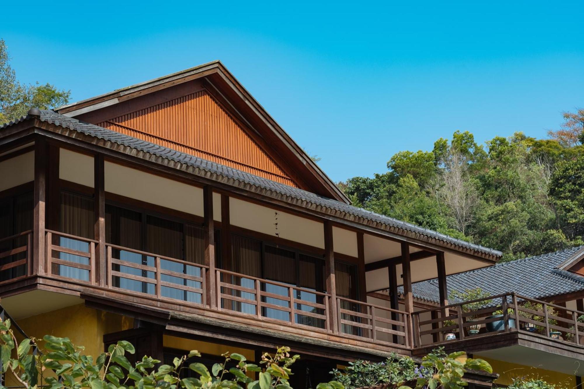 Onsen At Moncham Hotel Mae Rim Exterior photo