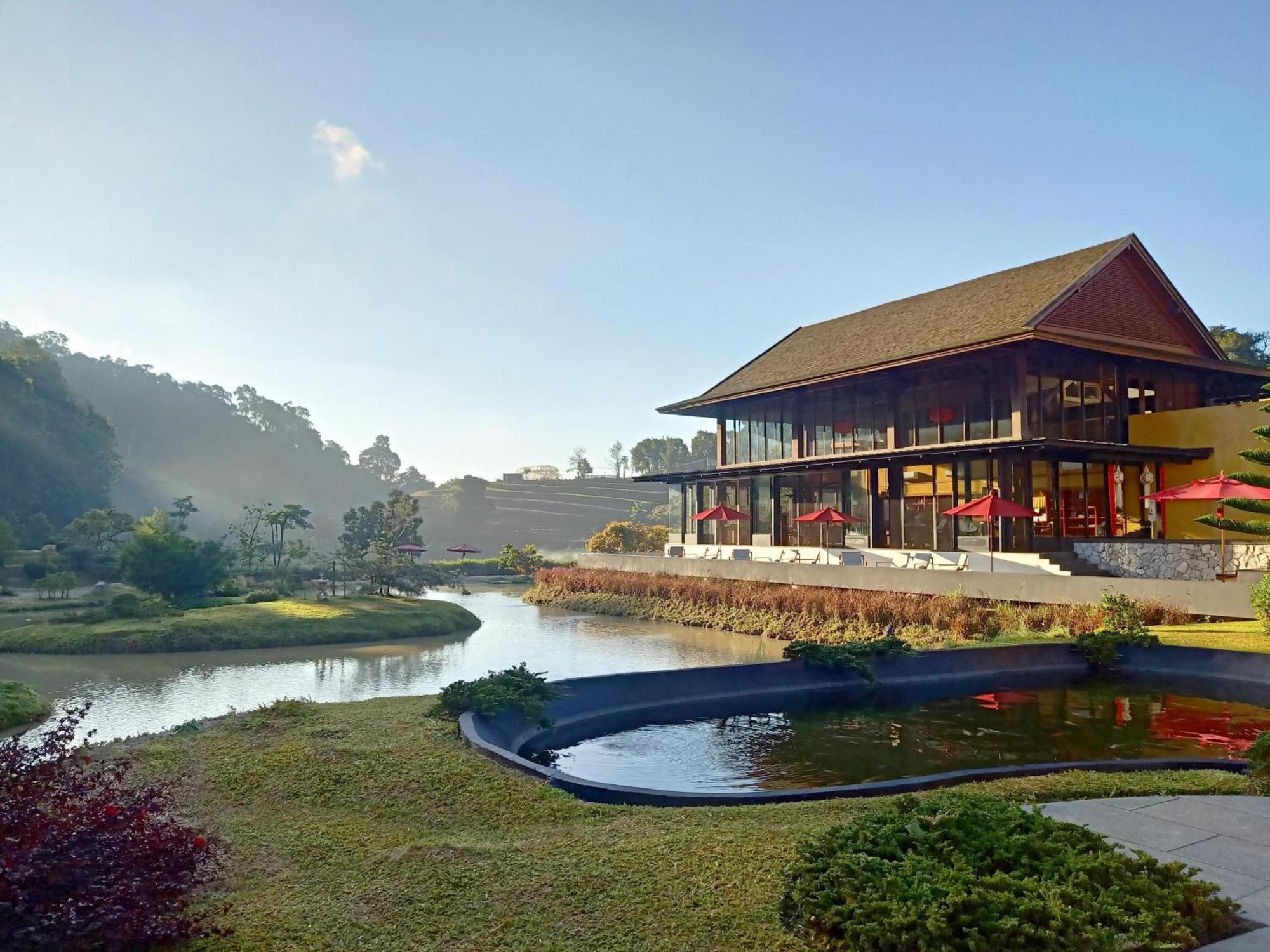 Onsen At Moncham Hotel Mae Rim Exterior photo