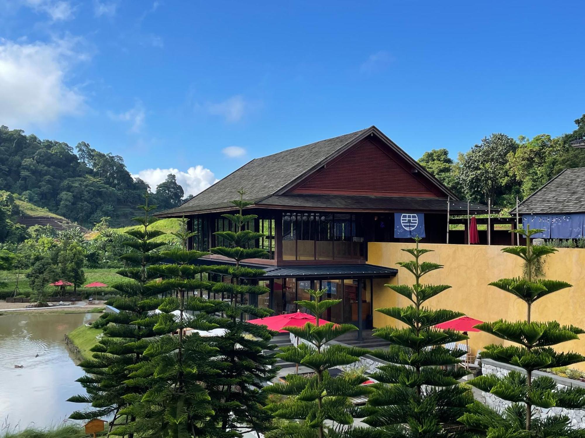 Onsen At Moncham Hotel Mae Rim Exterior photo